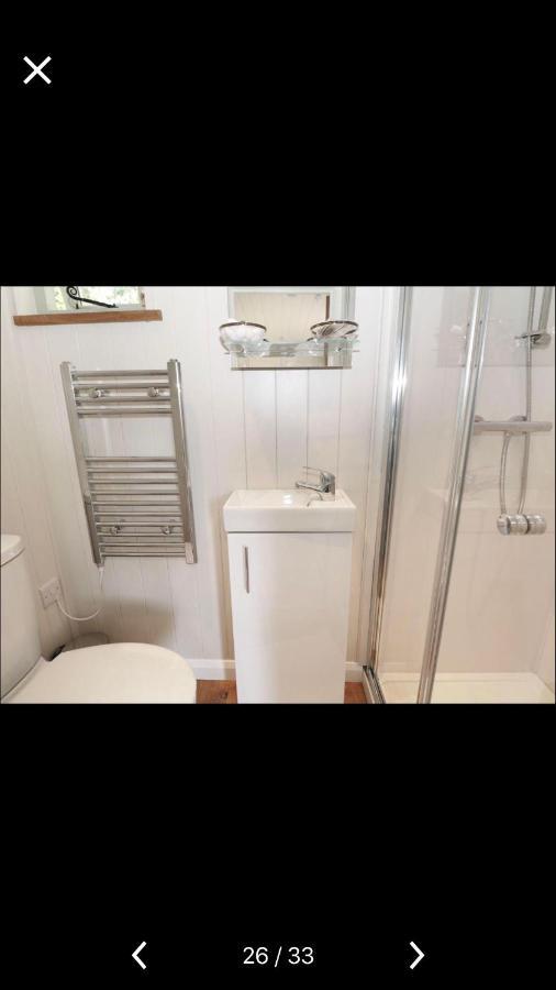 Гостевой дом Lavender Retreat With Private Hot Tub Upper Hulme Экстерьер фото