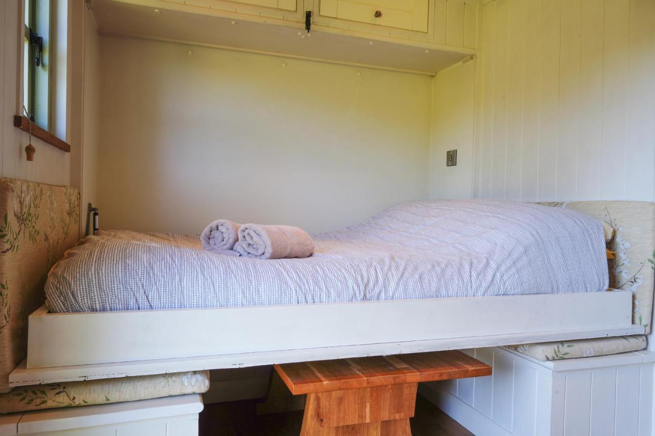Гостевой дом Lavender Retreat With Private Hot Tub Upper Hulme Экстерьер фото